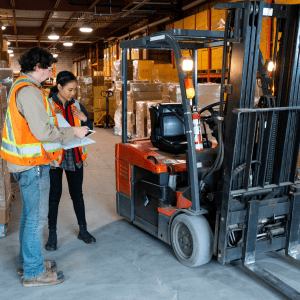 Treinamento NR11 para operador de empilhadeira, pontes rolantes, talhas, paleteiras